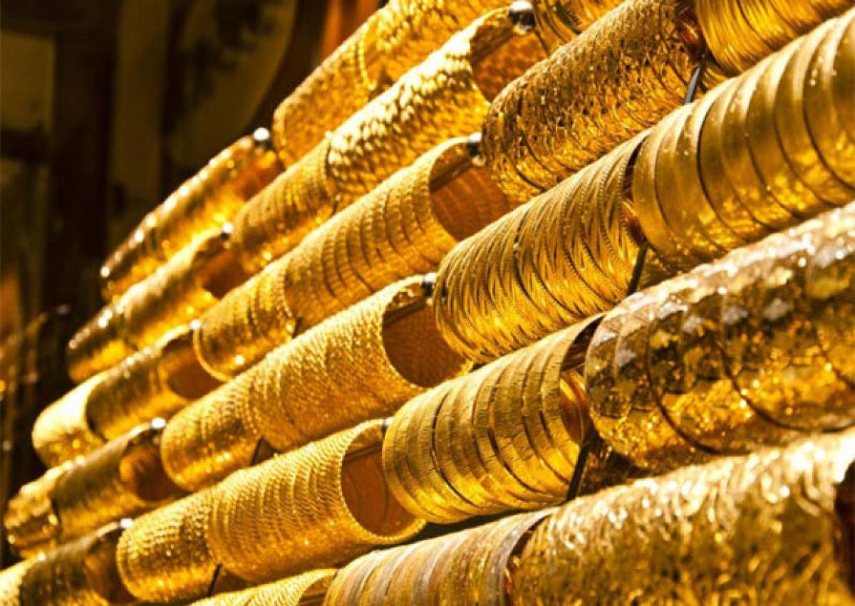 Gold keeps its lustre, up on sustained buying interest